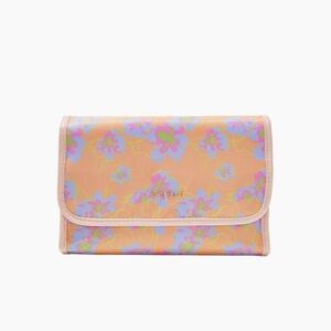 Nine West Hanging Travel Organizer